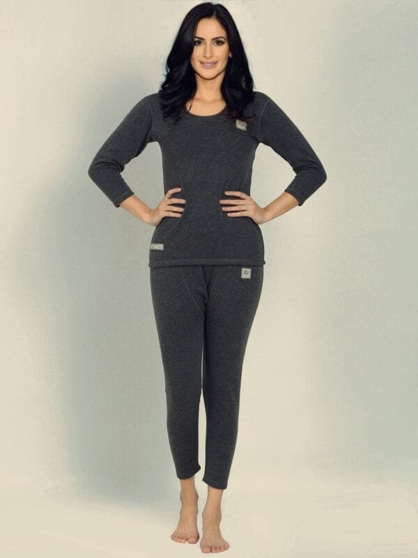 Ooshin Thermal Set (Gold ) Women - Image 10